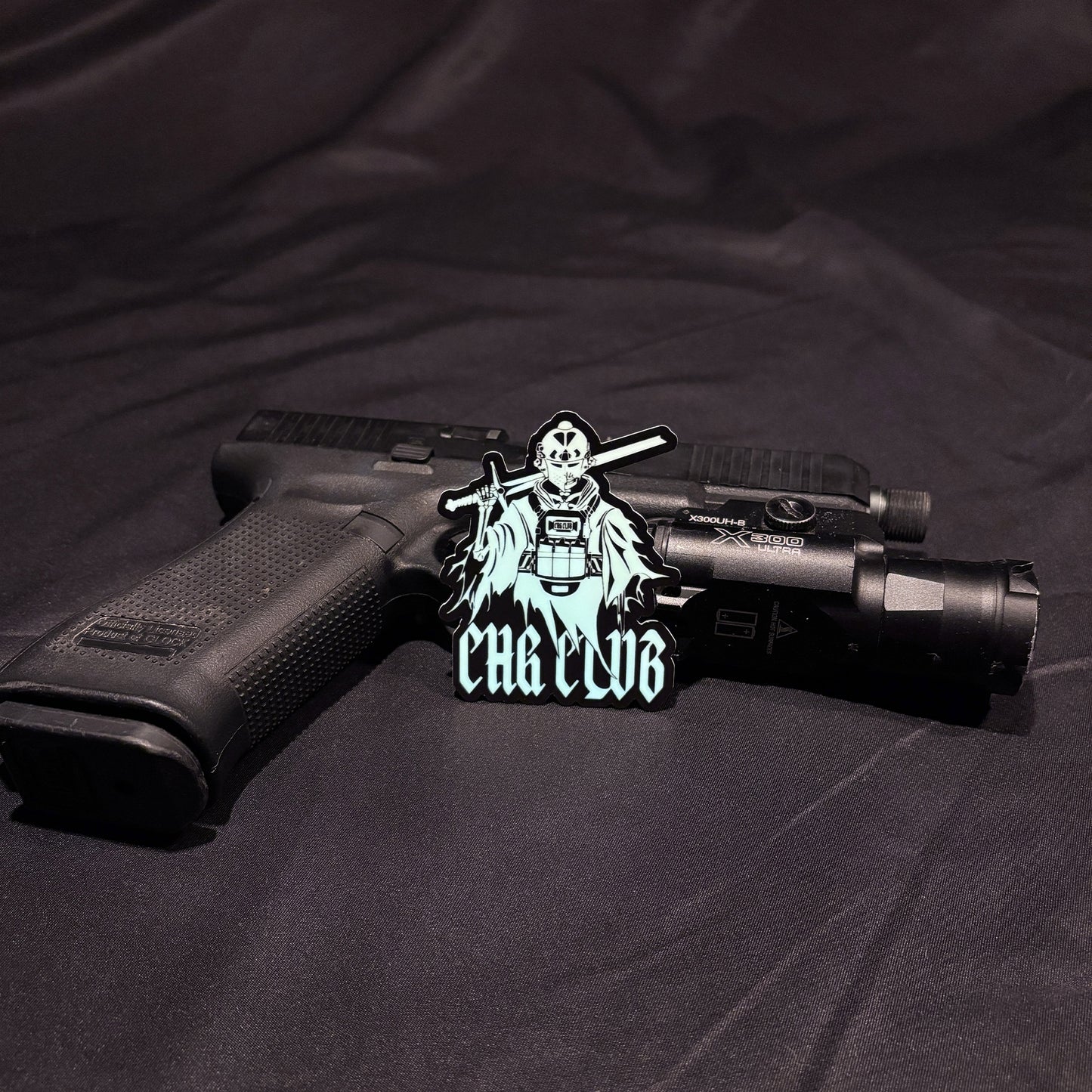 STICKER SKULL KNIGHT PHOSPHORESCENT