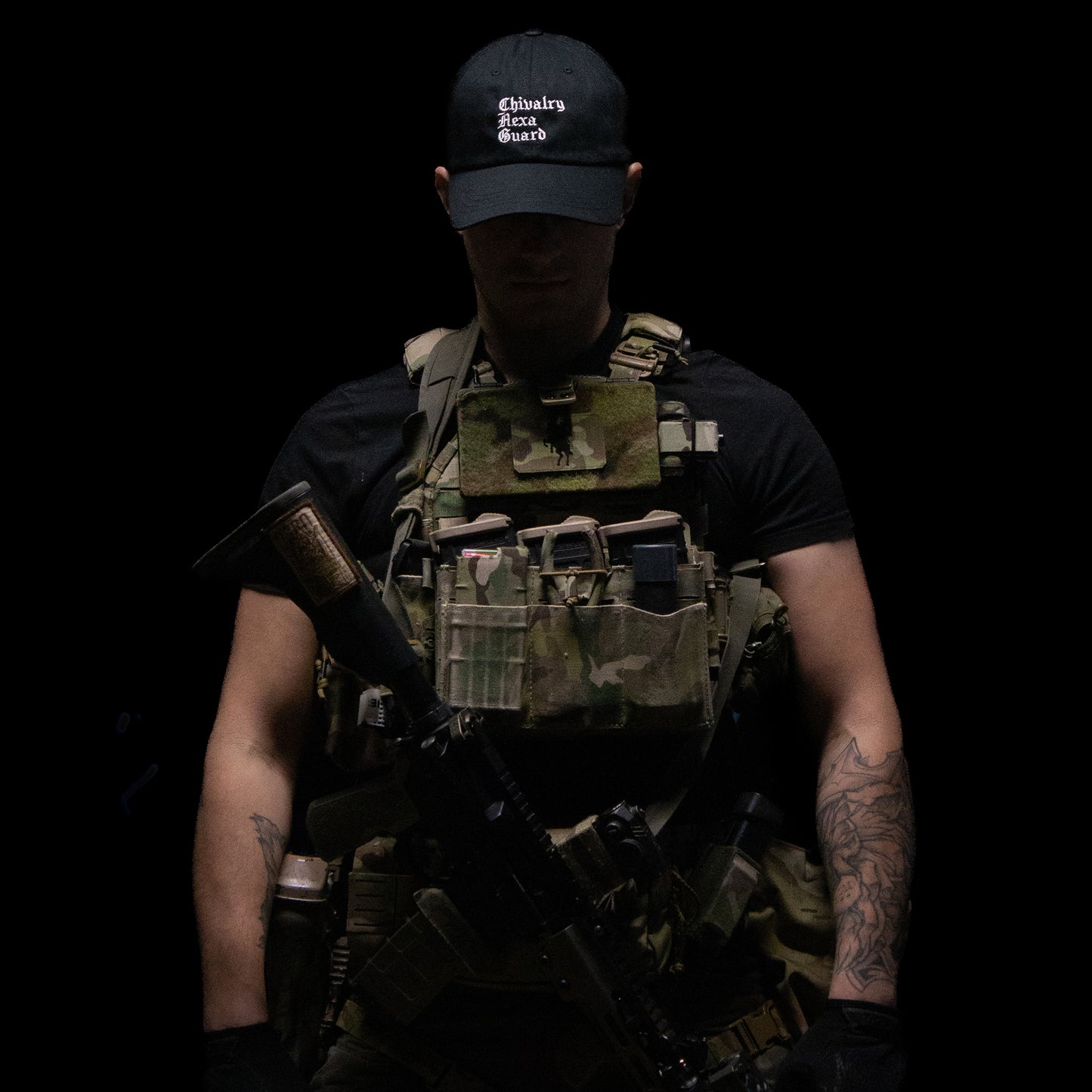 CASQUETTE NOIRE CHIVALRY HEXA GUARD