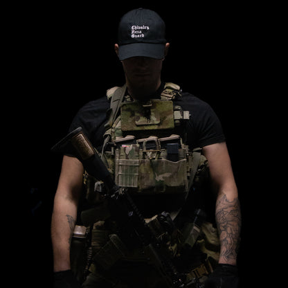 CASQUETTE NOIRE CHIVALRY HEXA GUARD