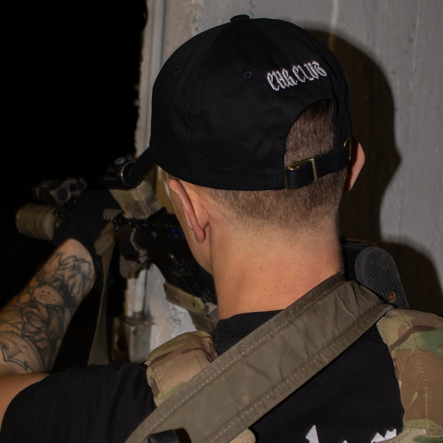 CASQUETTE NOIRE CHIVALRY HEXA GUARD